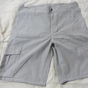 Levi's Cargo Shorts Men's Size 42 Pinstripes